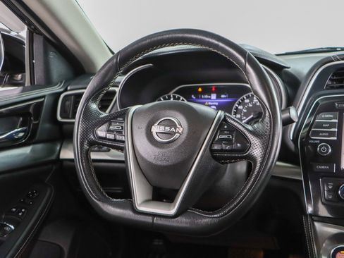 Used 2023 Nissan Maxima SV w/ Floor Mat Group image 12
