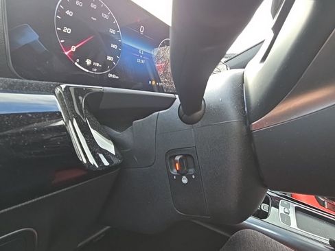 Certified 2024 Mercedes-Benz GLA 250 4MATIC image 12