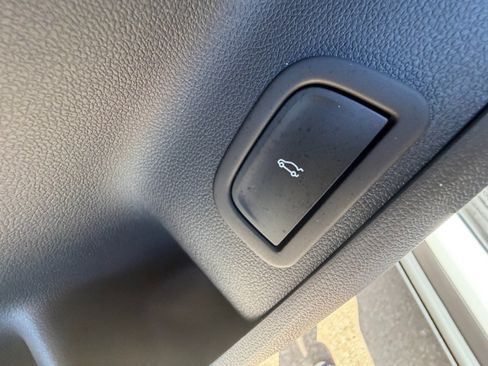 New 2026 GMC Acadia Elevation w/ Black Edition AWD/4WD image 9