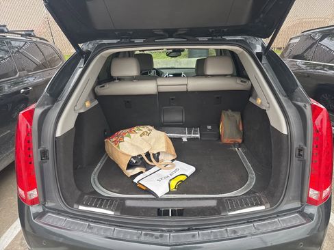 Used 2015 Cadillac SRX Premium image 16