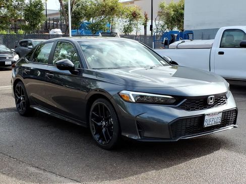 Certified 2025 Honda Civic Sport image 3