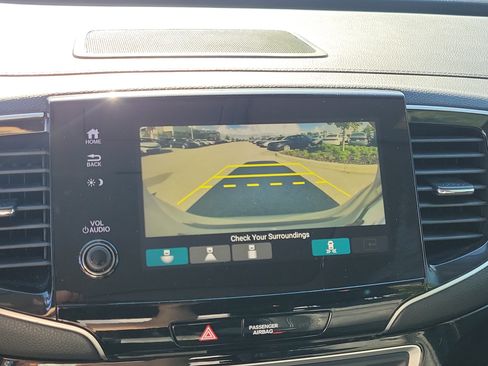 Used 2020 Honda Pilot Elite image 31