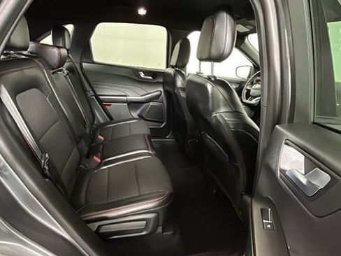 Used 2023 Ford Escape ST-Line AWD/4WD image 30