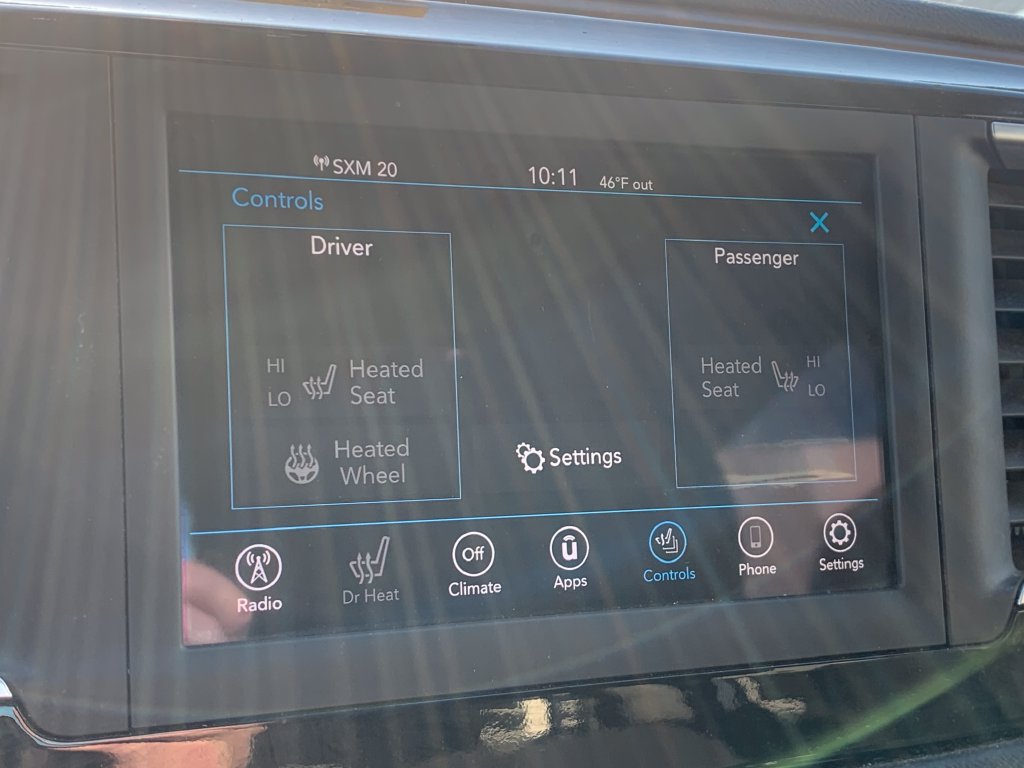 Used 2021 Chrysler Voyager LX w/ Cold Weather Group FWD image 27