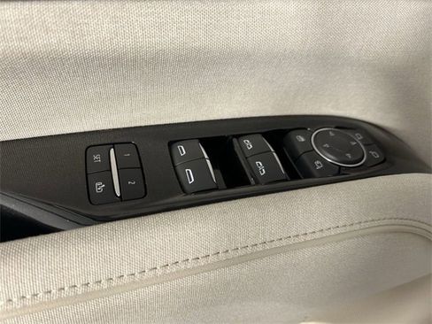 Certified 2023 Cadillac Escalade Premium Luxury Platinum image 24