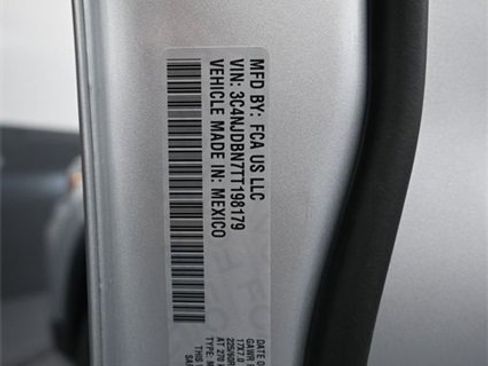 New 2026 Jeep Compass Latitude image 28