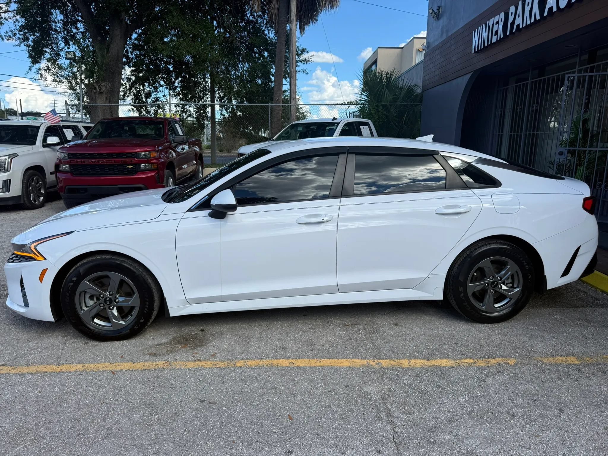 Used 2021 Kia K5 LXS FWD image 4