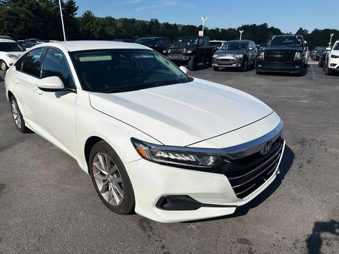 Used 2021 Honda Accord LX image 4