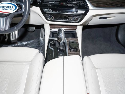 Used 2023 BMW 530i w/ Executive Package RWD image 28