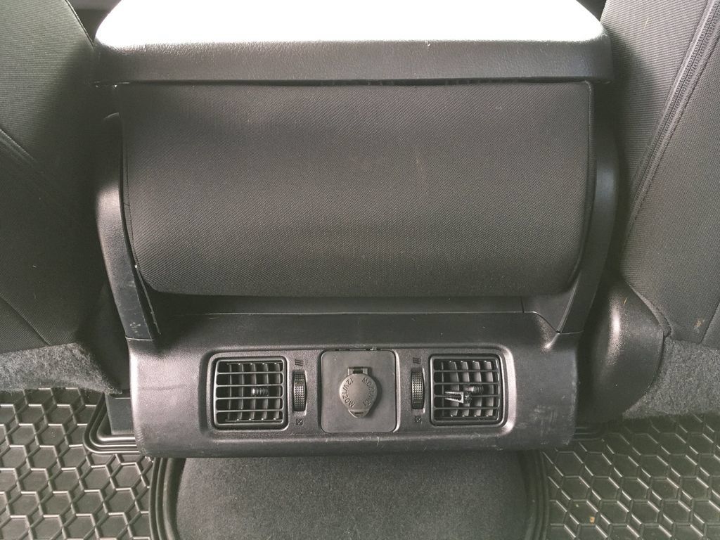 Used 2016 Toyota Tundra SR5 AWD/4WD image 27