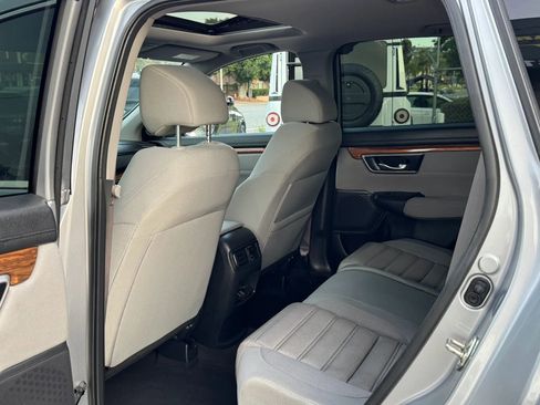Used 2017 Honda CR-V EX image 19
