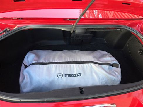 Used 2012 MAZDA MX-5 Miata Grand Touring w/ Premium Pkg image 12