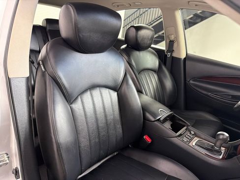 Used 2017 INFINITI QX50 2WD w/ Premium Plus Package image 26