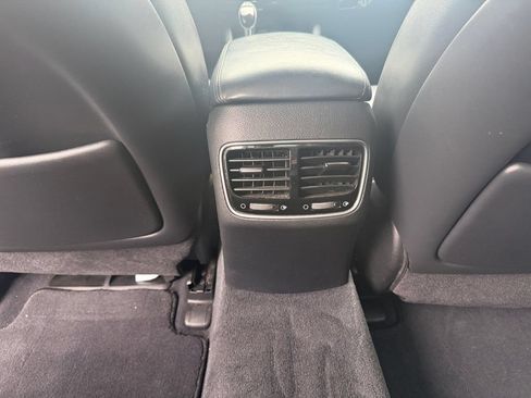 Used 2015 Kia K900 Luxury RWD image 29