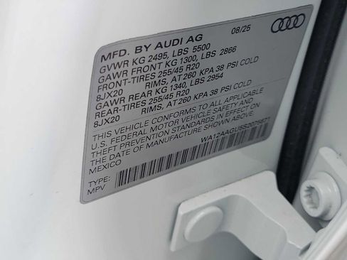 Certified 2025 Audi Q5 Premium Plus w/ Premium Plus AWD/4WD image 35