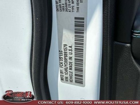 Used 2023 Jeep Grand Cherokee Trailhawk image 20