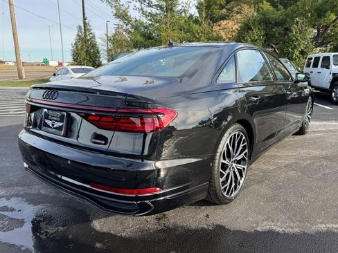 Used 2024 Audi A8 L 3.0T image 3