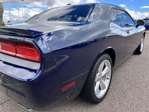 Used 2014 Dodge Challenger R/T image 14