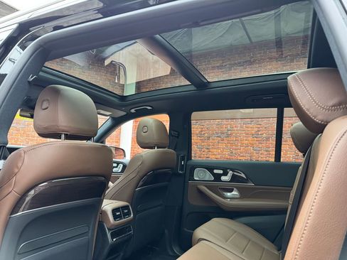 New 2026 Mercedes-Benz GLS 450 4MATIC image 3