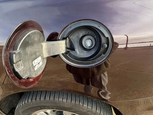 Used 2023 Buick Enclave Avenir image 28