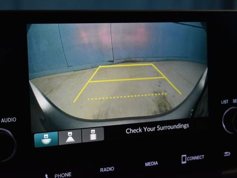 Used 2023 Honda Civic Sport image 12