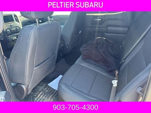 Used 2023 Chevrolet Silverado 1500 Custom image 4