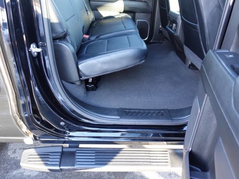 Used 2024 Chevrolet Silverado 1500 RST image 29