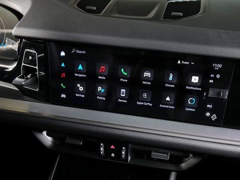 Certified 2025 Porsche Cayenne image 18