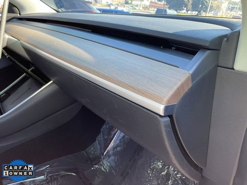 Used 2019 Tesla Model 3 Long Range image 69