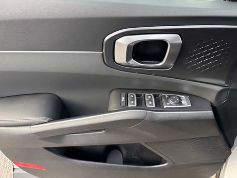 New 2026 Kia Sorento LX FWD image 19