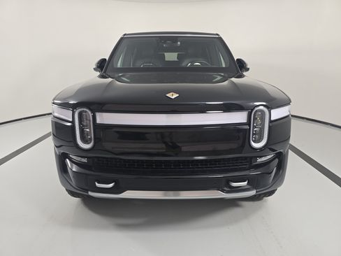 Used 2024 Rivian R1S Adventure AWD/4WD image 8