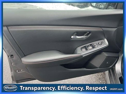 Certified 2024 Nissan Sentra SR w/ SR Premium Package image 16