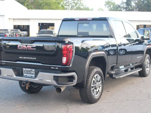 Used 2023 GMC Sierra 2500 SLE w/ SLE Value Package; AWD/4WD image 7