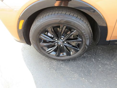Certified 2024 Buick Envista Sport Touring w/ Convenience I Package FWD image 15