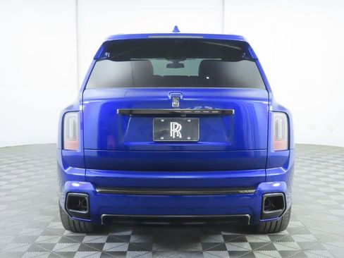 New 2026 Rolls-Royce Cullinan Black Badge image 6