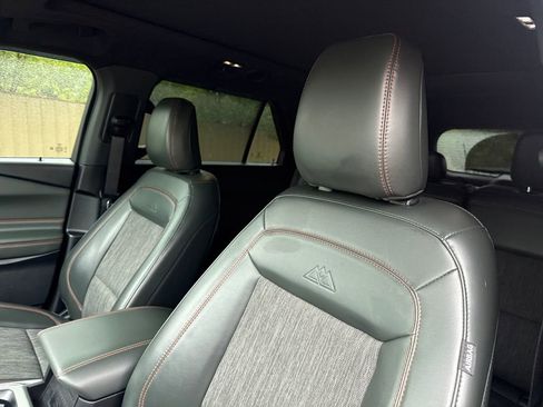 Used 2023 Ford Explorer Timberline w/ Timberline Technology Package AWD/4WD image 15