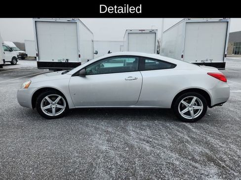Used 2009 Pontiac G6 GT image 4