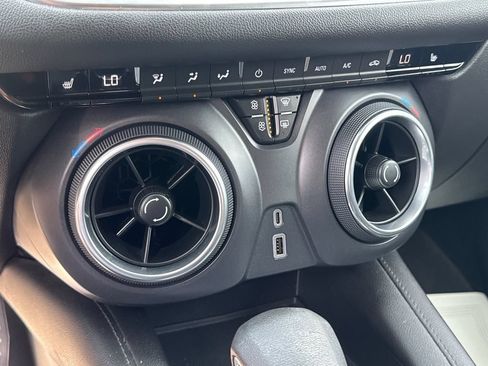 Certified 2021 Chevrolet Blazer LT AWD/4WD image 19