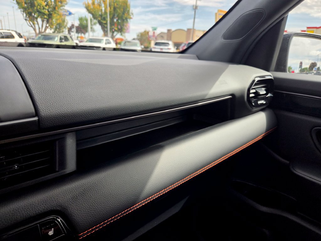 Used 2025 Honda Pilot TrailSport image 34