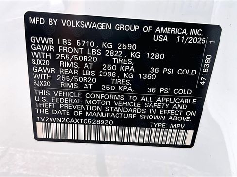 New 2026 Volkswagen Atlas SE image 18