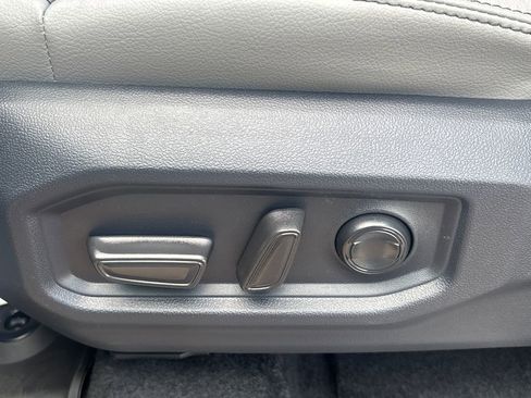 New 2026 Toyota Tundra Limited AWD/4WD image 10