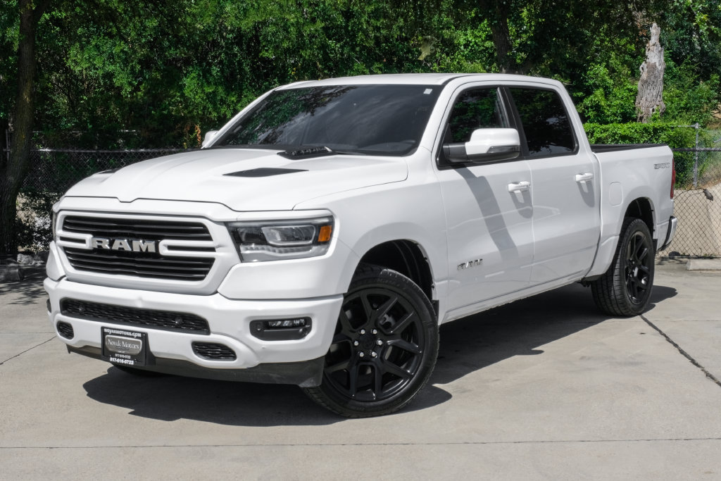 Used 2023 RAM 1500 Laramie AWD/4WD image 11