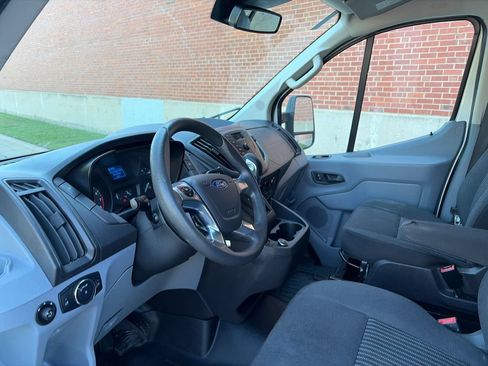 Used 2019 Ford Transit 150 130 Low Roof RWD image 6
