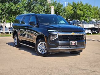 Used 2025 Chevrolet Suburban LS RWD video 2