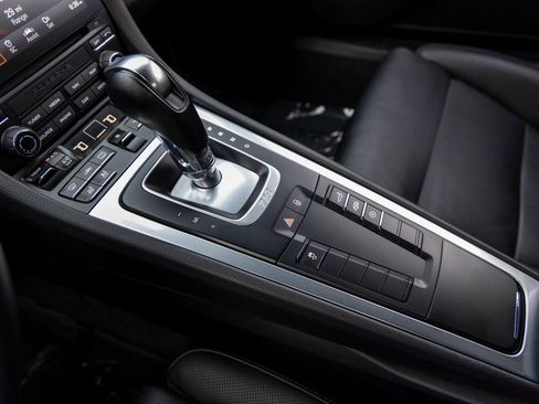 Used 2018 Porsche 718 Cayman S image 40