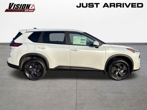 New 2026 Nissan Rogue SV w/ Cold Weather Package image 4