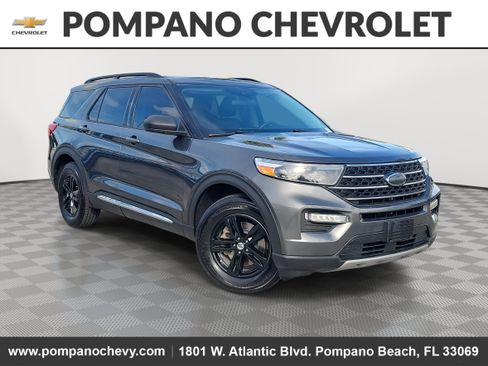 Used 2020 Ford Explorer XLT w/ Equipment Group 202A image 1