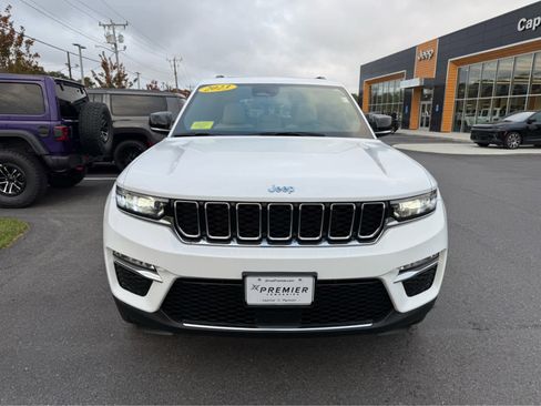 Used 2023 Jeep Grand Cherokee 4WD 4xe image 2