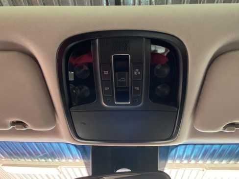 Used 2020 Kia Sorento EX image 34