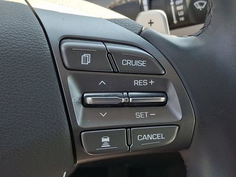 Used 2020 Hyundai Ioniq SE FWD image 20